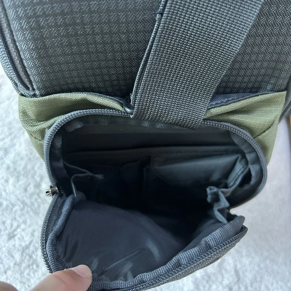 Eagle Creek CarryOn ES Tote Bag 17
